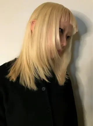 ロング カラー toshima akariのヘアスタイル