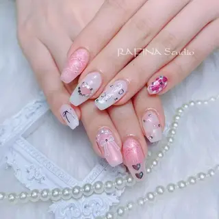 ネイル 桃香 Minaのネイルデザイン
