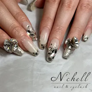 ネイル Nailist Aoiのネイルデザイン