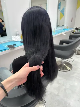 ロング 暗髪うる艶ヘア🫧 yumi🐈‍⬛🪽のヘアスタイル