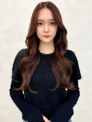 ロング 🇰🇷韓国レイヤー 艶カラー／田川佑紀のヘアスタイル