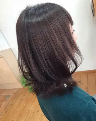 ミディアム カラー 荒木 ひろかのヘアスタイル