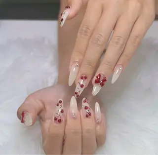 ネイル Luxe Nailのネイルデザイン