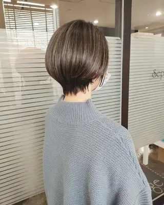 ショート カラー sepiage trois所属・酒井 亜希のヘアスタイル