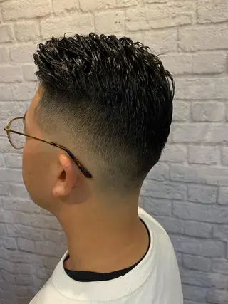 ショート 銀座マツナガ新宿野村ビル店所属・メンズカットなら 桃井大輔のヘアスタイル