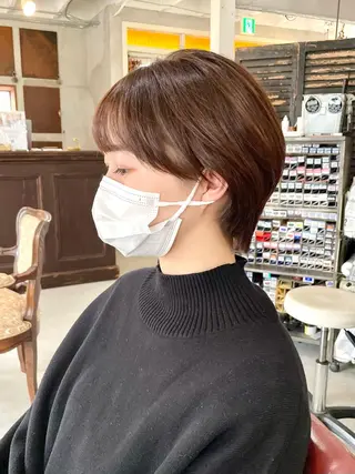 ショート 岡田 恭明のヘアスタイル