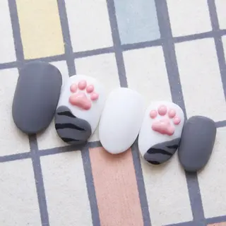 ネイル 山田 麻衣のネイルデザイン