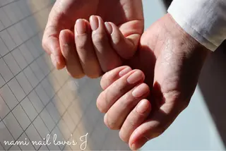 ネイル 内 奈美のネイルデザイン