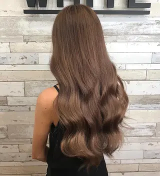 ロング 渋谷/ハッシュ レイヤーカット/会田のヘアスタイル