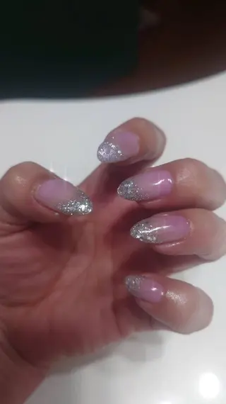 ネイル Fleur 【フルール】のネイルデザイン