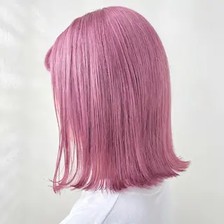 ミディアム カラー ANNA /艶髪/ハイトーンのヘアスタイル