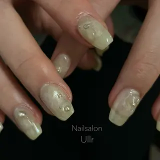 ネイル Nailsalon Ullr所属・Nailsalon Ullrのネイルデザイン