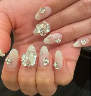 ネイル H&B 楊のネイルデザイン