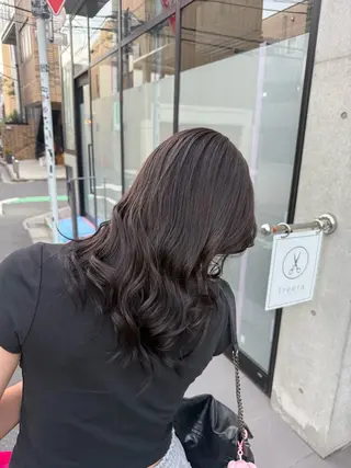 ミディアム カラー 🦁南 さくら🦁のヘアスタイル