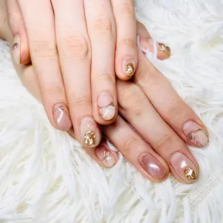 ネイル nail salon Ecrin所属・前島 稀歩のネイルデザイン