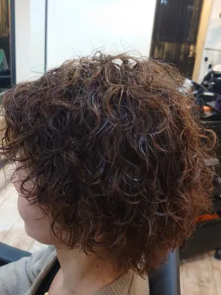 ショート パーマ hairsalonfive5所属・アイハラ クニタカのヘアスタイル