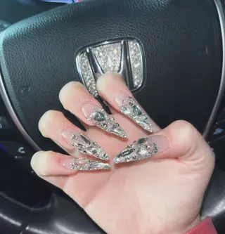 ネイル nail.salon .Reversalのネイルデザイン