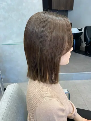 ミディアム 濱﨑 紅葉のヘアスタイル