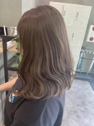 セミロング カラー 🕶️佐藤 海李🐏のヘアスタイル