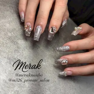 ネイル merak 難波 Kurobuchiのネイルデザイン