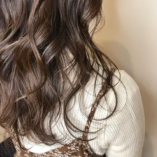 セミロング カラー ヘアアレンジ マツエク・マツパ Noah's　Ark所属・透明感カラー🫧ヘア セット🫧松本菜月の眉毛・アイブロウイメージ