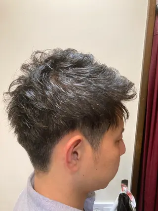 メンズ ヒロ銀座 名駅西口店のヘアスタイル