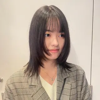ミディアム カラー RIN／韓国ヘア レイヤーカットのヘアスタイル