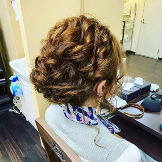 セミロング ヘアメイクサロンバリー所属・泉 汐織のヘアスタイル