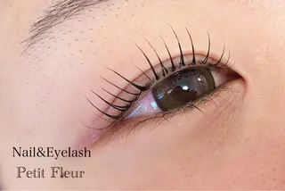 マツエク・マツパ Petit Fleur所属・青柳 亜梨奈のマツエク・マツパデザイン