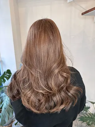ロング カラー peakshair所属・艶々になる髪質改善 𝒀𝑼𝑻𝑶のヘアスタイル