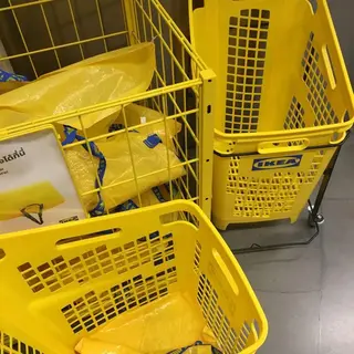 IwAsh  大和駅店所属・shiho .のヘアスタイル