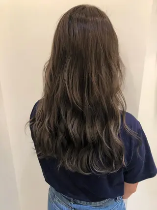 カラー 中澤 美緒のヘアスタイル