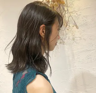 ミディアム 圧倒的透明感カラー nana🦕のヘアスタイル