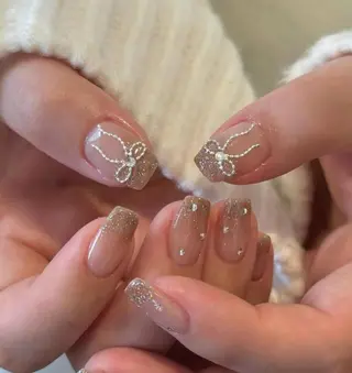 ネイル Roger 舞のネイルデザイン