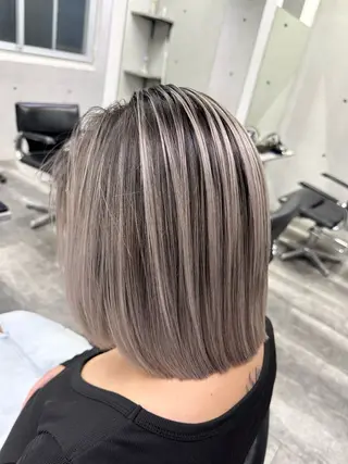 ショート カラー りょうへい/ 全頭ブリーチ/渋谷のヘアスタイル