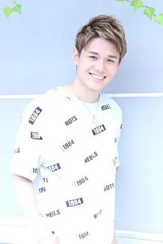 ショート カラー メンズ TV出演&受賞歴有☆ 宮本輝正のヘアスタイル