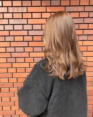 ロング カラー エイトウメダ 店長 稲尾友則のヘアスタイル