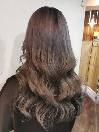 ロング カラー グランアイ𑁍 船橋北口店菊間の眉毛・アイブロウイメージ