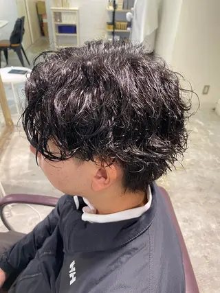 パーマ メンズ パーマ特化/フェザー パーマシャドウ/真生のヘアスタイル