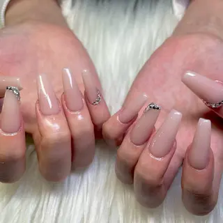 ネイル . 未來のネイルデザイン