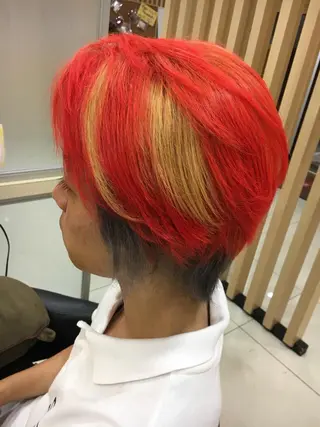 ショート カラー 永井 大希のヘアスタイル