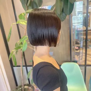 ショート ストンボブ/レイヤー 艶カラー💎ヒデジのヘアスタイル