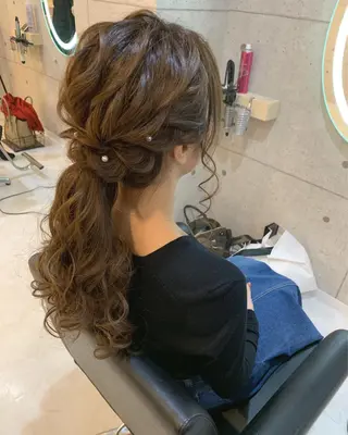 ロング ヘアアレンジ lien natsukiのヘアスタイル