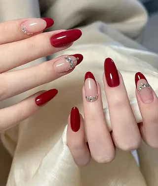 ネイル RAFFINE 月🦋🩵のネイルデザイン