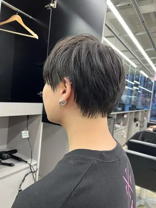 メンズ ダブルカラー/ ケアブリーチ/クニトのヘアスタイル