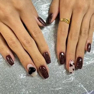 ネイル VIERU 🌈🎀💖のネイルデザイン