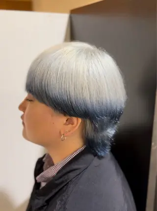 カラー メンズ ハイトーン/デザイン カラー／悠斗のヘアスタイル