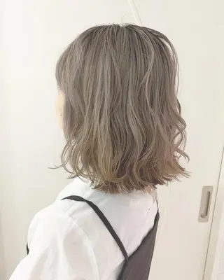 ミディアム カラー インナーカラー/天神 ブリーチ/吉田のヘアスタイル