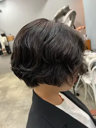 ショート パーマ ショート/ボブ/透明 感カラー/高橋あみのヘアスタイル