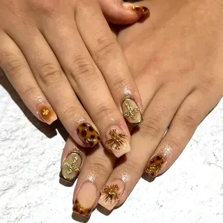 ネイル AYA NAILZ. & Eyelash所属・小野 あやのネイルデザイン